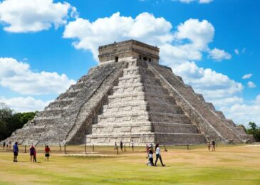 Top 7 Popular Travel Destinations in Mexico